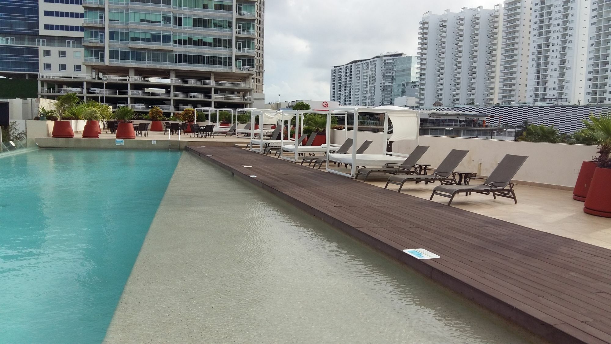 Krystal Urban Cancun Centro Exterior foto
